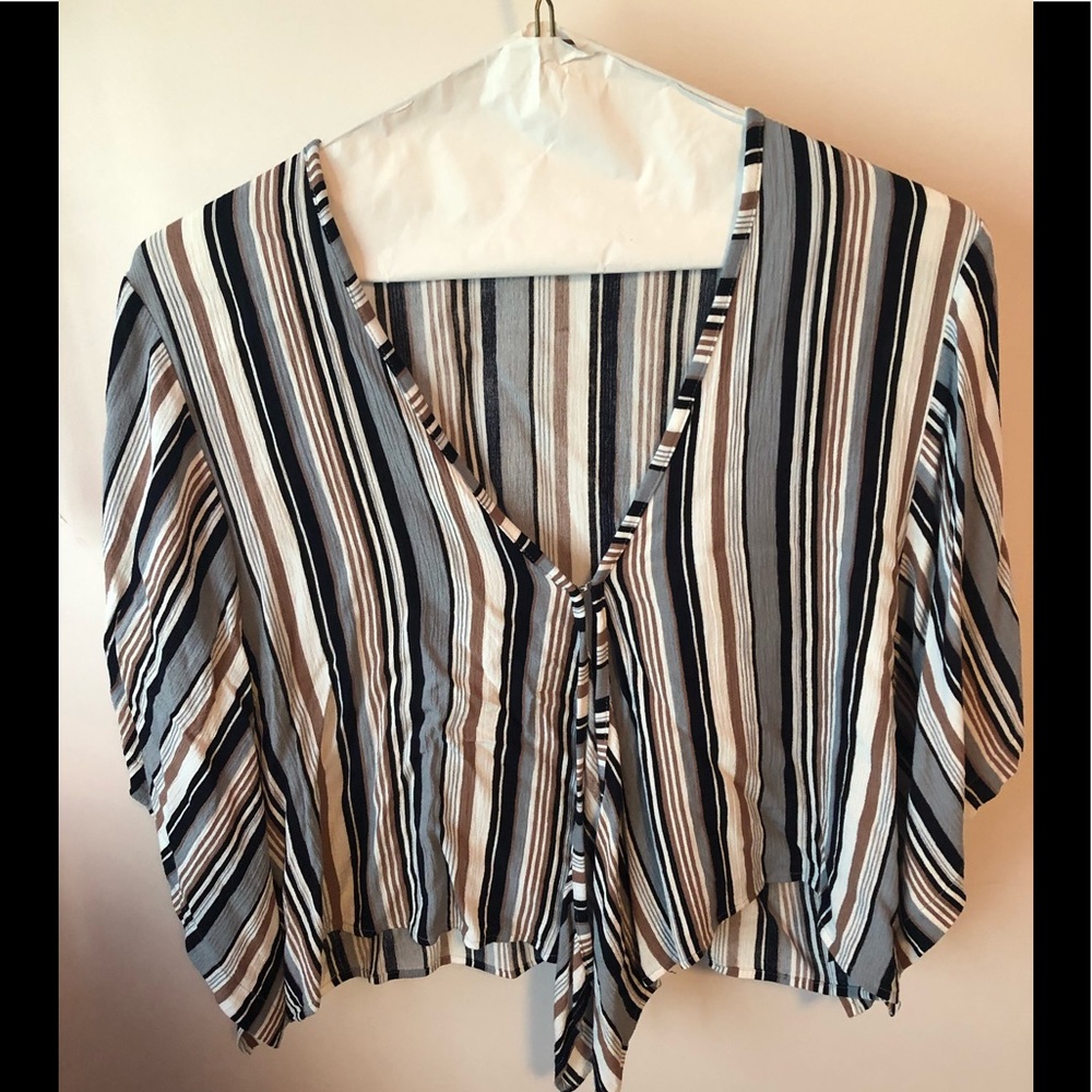 Clip in front blouse